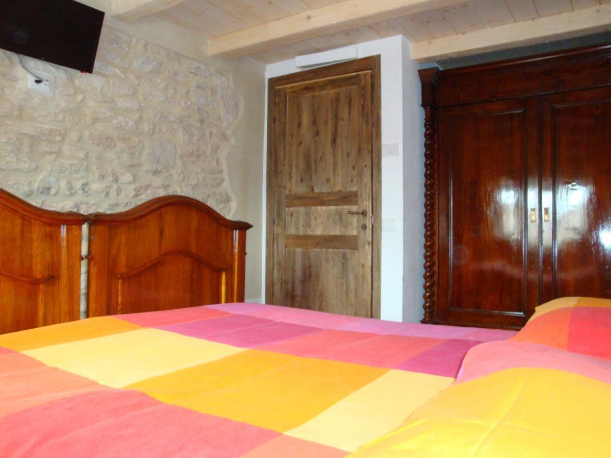 Da Andrea E Raffaella Guest House Sant'Anna d'Alfaedo Eksteriør bilde