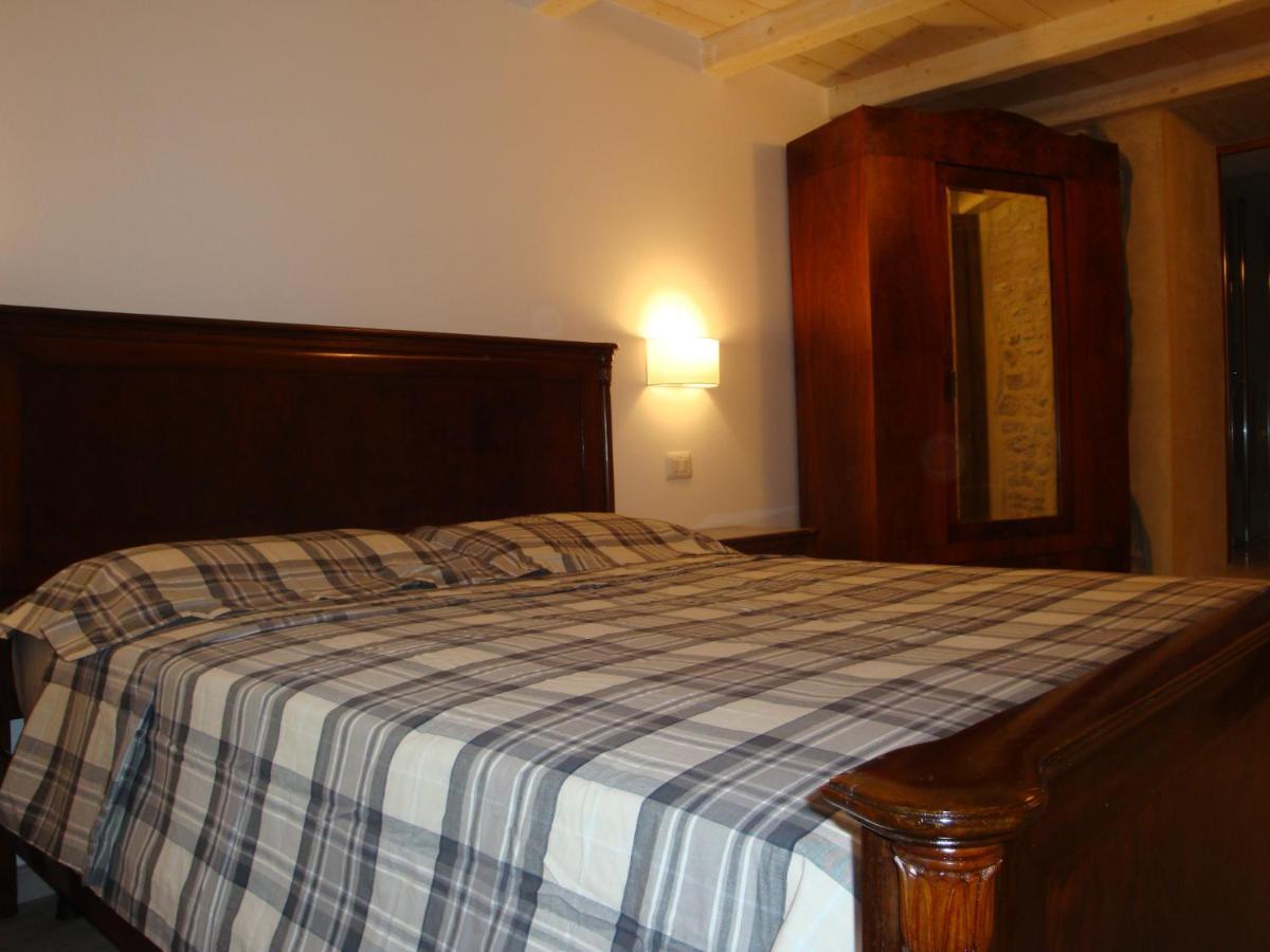 Da Andrea E Raffaella Guest House Sant'Anna d'Alfaedo Eksteriør bilde