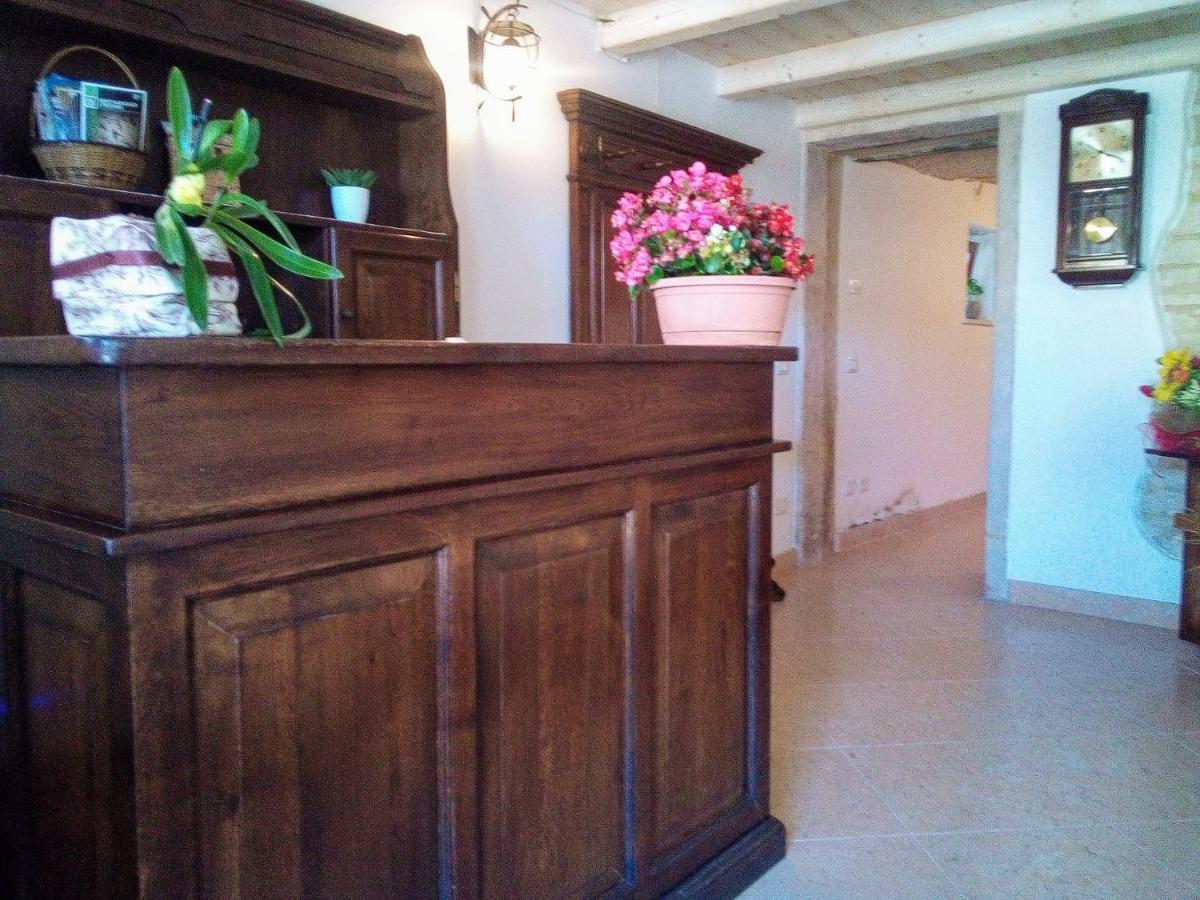 Da Andrea E Raffaella Guest House Sant'Anna d'Alfaedo Eksteriør bilde