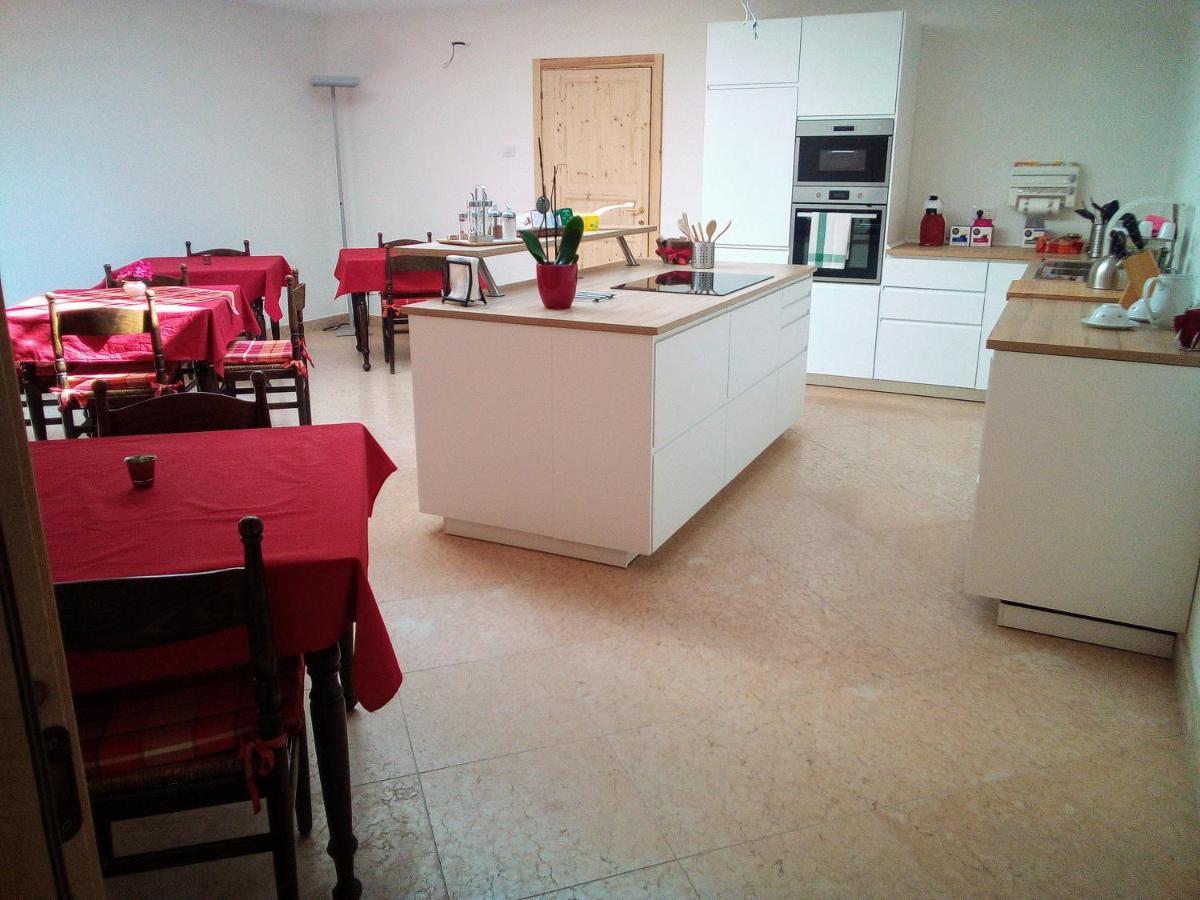 Da Andrea E Raffaella Guest House Sant'Anna d'Alfaedo Eksteriør bilde
