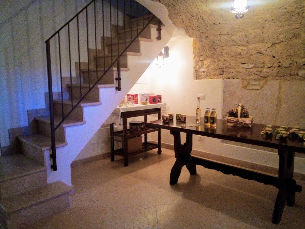 Da Andrea E Raffaella Guest House Sant'Anna d'Alfaedo Eksteriør bilde